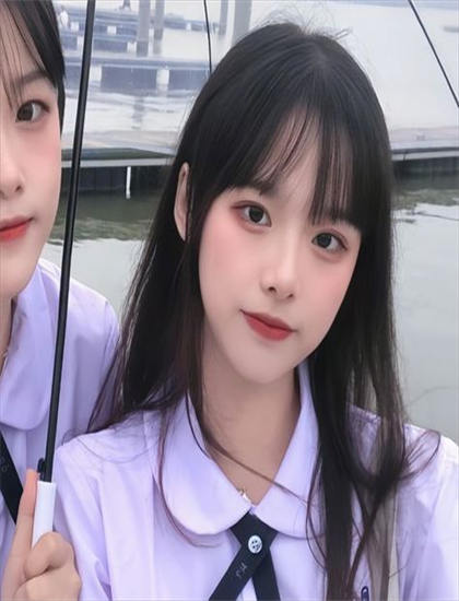 《月半爱丽丝独家》详细剧情解析：从开场到结局的完整叙事分析